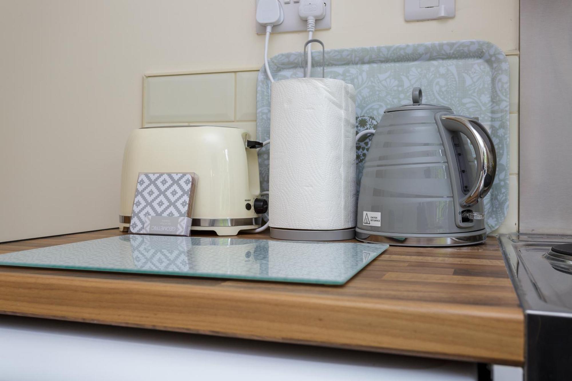 Luxury Burgess Apartments Close To Soton General Hospital 南安普敦 客房 照片